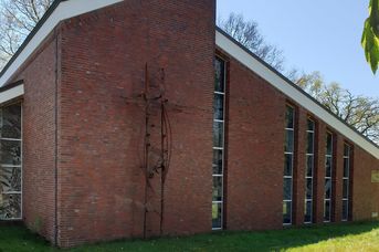 Ev.-luth. Petruskirche Leer-Loga