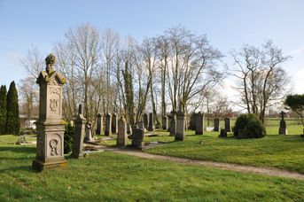 Historischer Friedhof Warsingsfehn