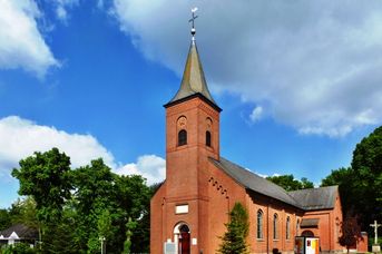 St. Bonifatius Kirche Westrhauderfehn - Katholische Pfarrgemeinde St. Bonifatius Westrhauderfehn 
