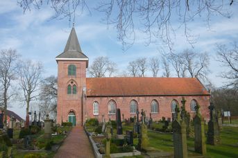 Ev. - luth. Petrus -Paulus-Kirche Timmel