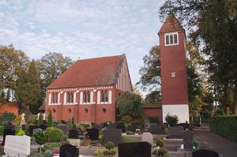 Ev.-luth. Christus-Kirche in Völlenerkönigsfehn