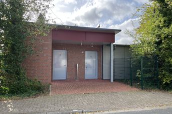 Behindertengerechte Toilette am Marktplatz Rhauderfehn