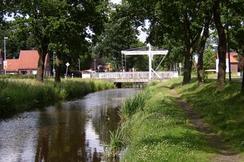 Augustfehnkanal & Treidelpfad